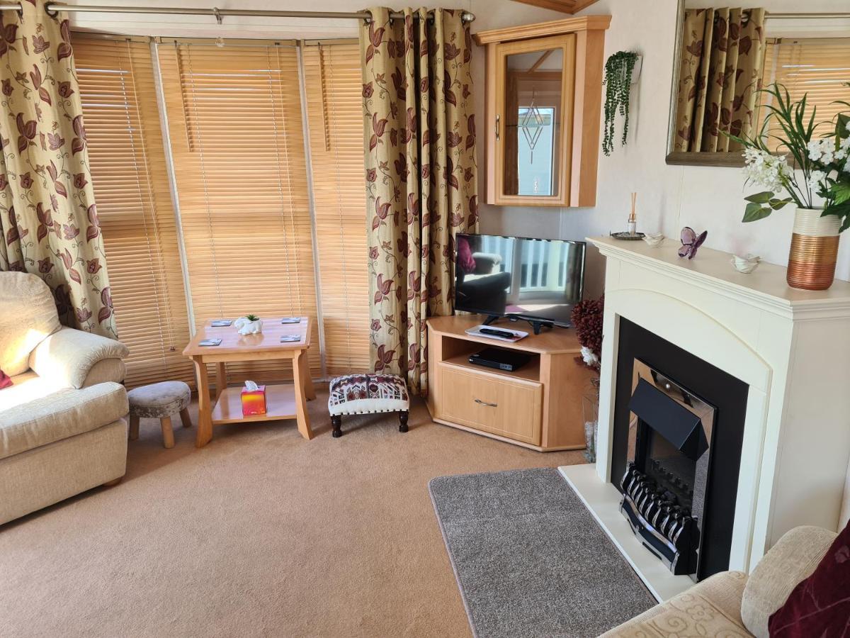 6 Berth Central Heated On The Chase Roxburgh Free Wifi Ingoldmells Exterior foto