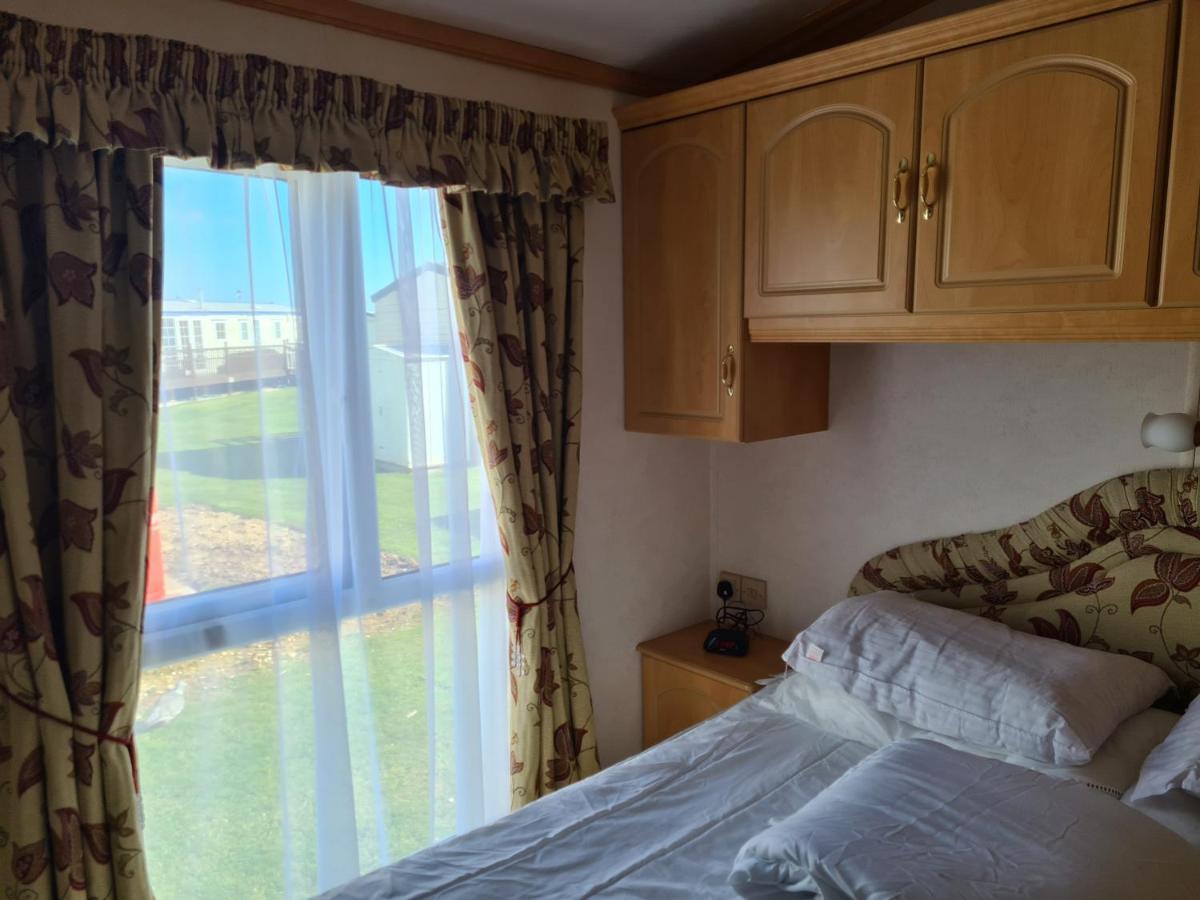 6 Berth Central Heated On The Chase Roxburgh Free Wifi Ingoldmells Exterior foto